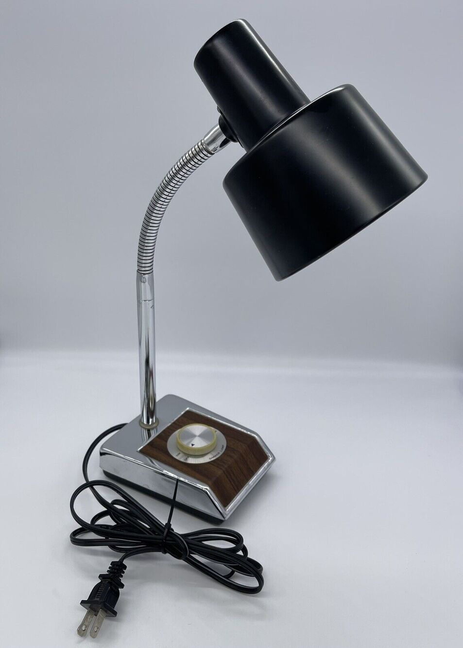 Vintage 1970’s MOBILITE Model 343 Dimmable Desk Lamp Chrome Woodgrain Goose Neck